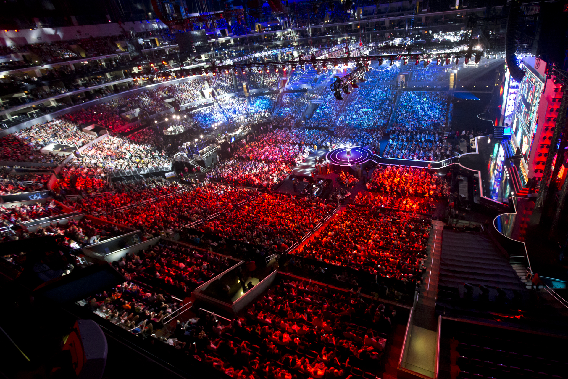 IG战队BO5关键战决定世界赛席位,S赛晋级形势明朗能否摆脱“卖票小子”魔咒?